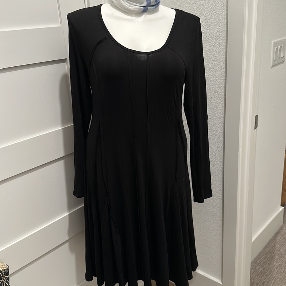 Crewneck Long Sleeve Knit Premise Dress
